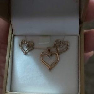 HEART EARRING SET